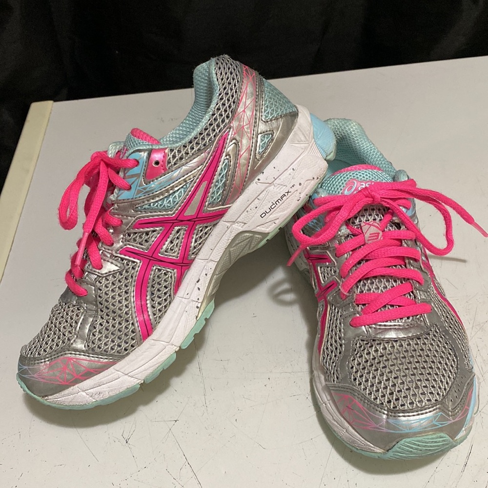 Asics Women's Running Shoes size 6